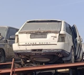 Land Rover Range Rover Sport (SUV) car for parts