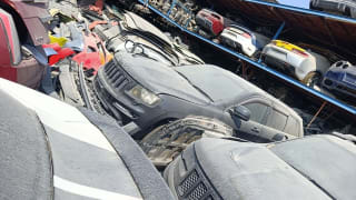 Jeep Grand Cherokee (SUV) car for parts