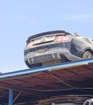 Ford Mustang (coupe) car for parts