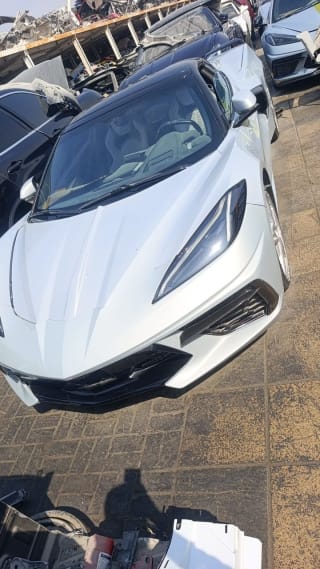 Chevrolet Corvette (coupe) car for parts