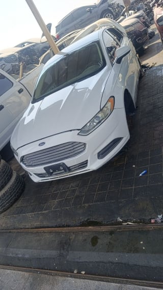 Ford Fusion (sedan) car for parts