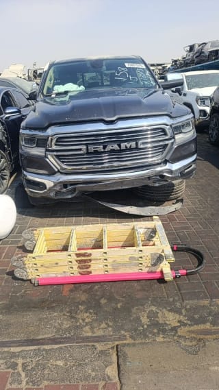 RAM 1500 (pickup) car for parts