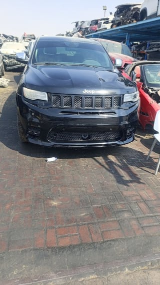 Jeep Grand Cherokee (SUV) car for parts