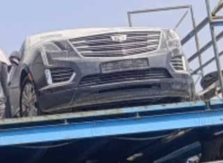 Cadillac XT5 (SUV) car for parts