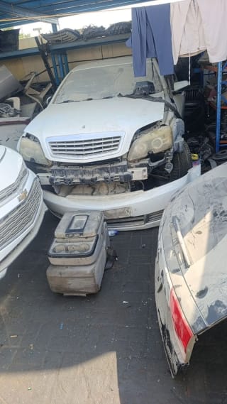 Mercedes-Benz S-Class car for parts