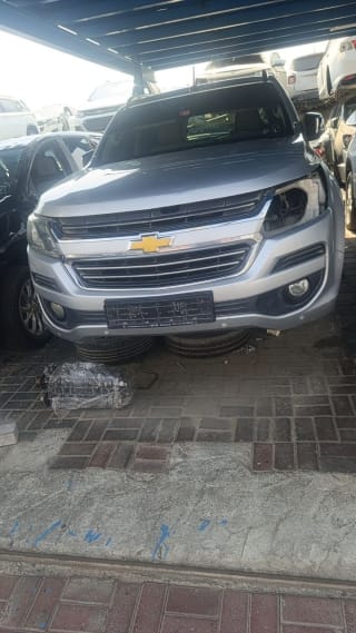 Chevrolet TrailBlazer (SUV) halfcut