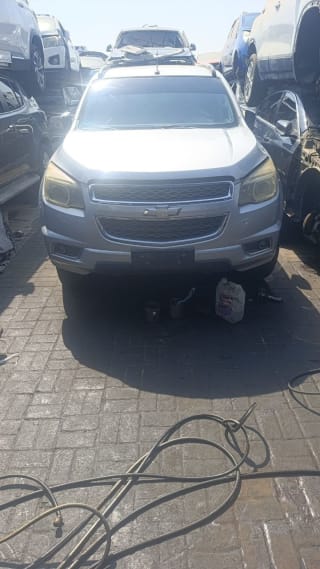 Chevrolet TrailBlazer (SUV) car for parts