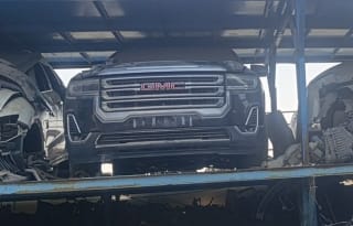 GMC Acadia (SUV) halfcut