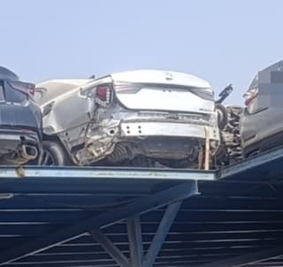 Hyundai Elantra car for parts