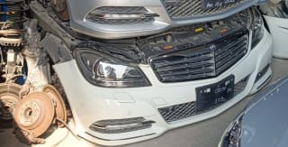 Mercedes-Benz C-Class halfcut