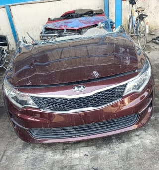 Kia Optima (sedan) halfcut