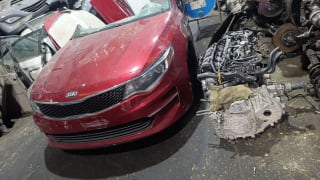 Kia Optima (sedan) halfcut