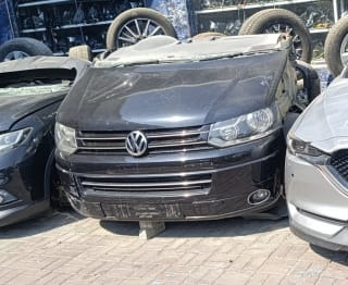 Volkswagen Transporter (van) halfcut
