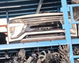 Mitsubishi Eclipse Cross halfcut