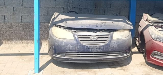 Dark blue Hyundai Elantra front halfcut with hood, grille, bumper and headlights, Sharjah market