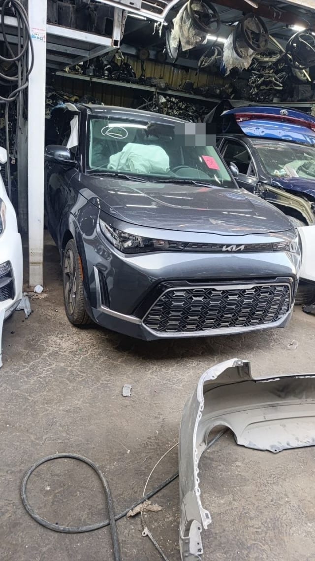 Dark grey Kia Soul for parts: front bumper, grille, LED headlights and hood, Sharjah market
