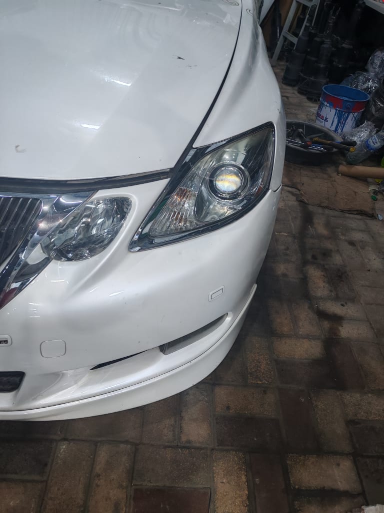 Nose cut Lexus GS350