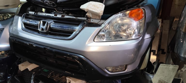 Bumper + Grille Honda CR-V