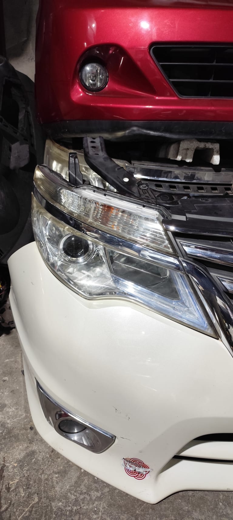 Nose cut Nissan Serena