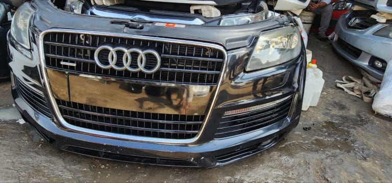 Nose cut Audi Q7