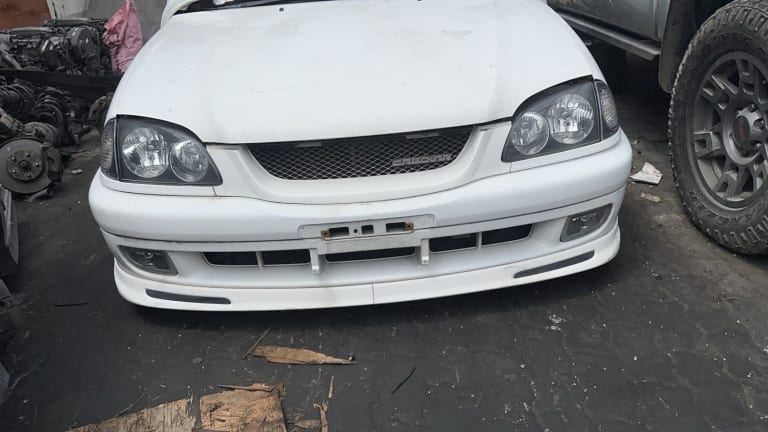 Nose cut + Hood Toyota Caldina