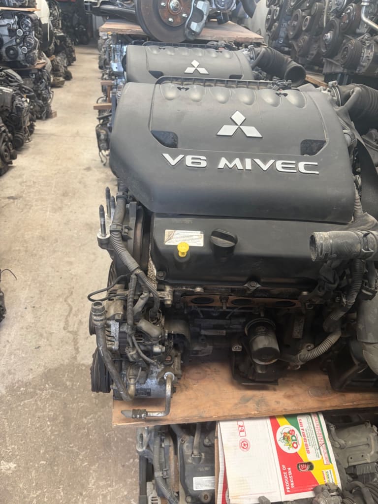 Engine + AT Mitsubishi 6B31