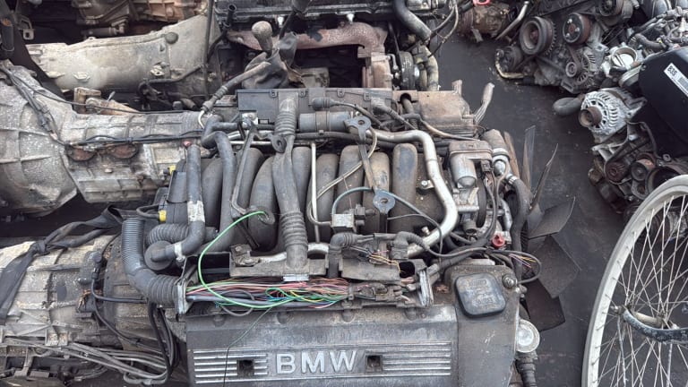 Engine + AT BMW M62B44
