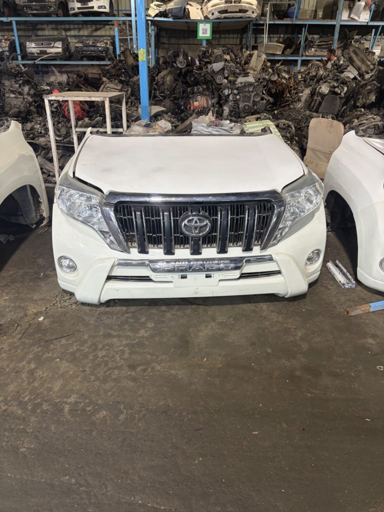 Nose cut Toyota Land Cruiser Prado