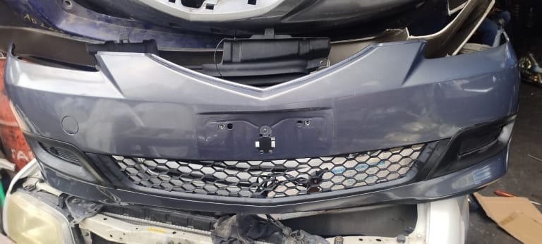 Bumper Mazda Axela