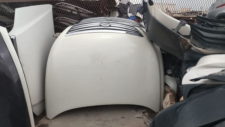 Hood Nissan Teana