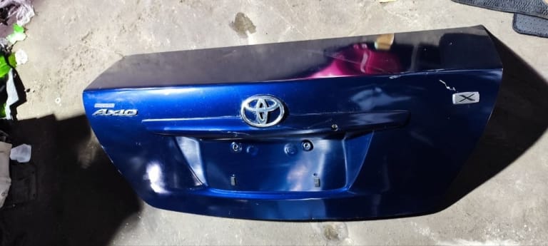 Trunk lid Toyota Corolla Axio