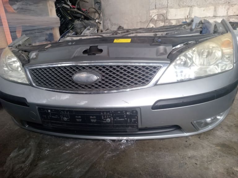 Nose cut Ford Focus