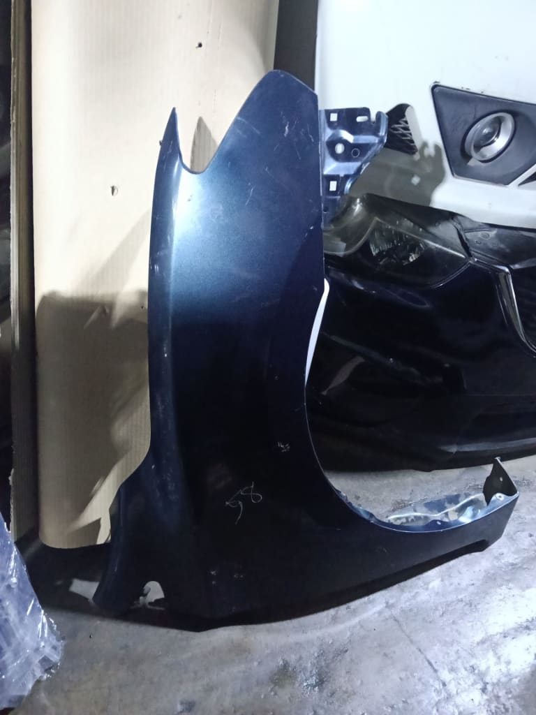 Fender Nissan Sylphy