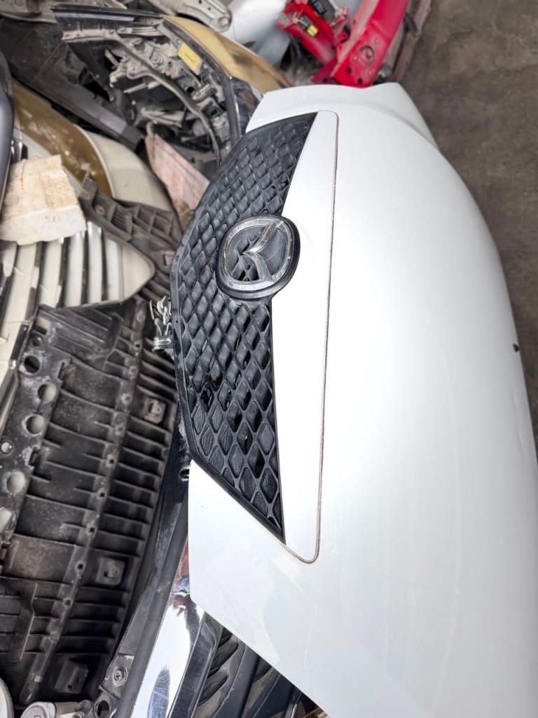 Hood Mazda Demio