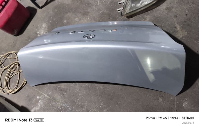 Trunk lid Toyota Platz
