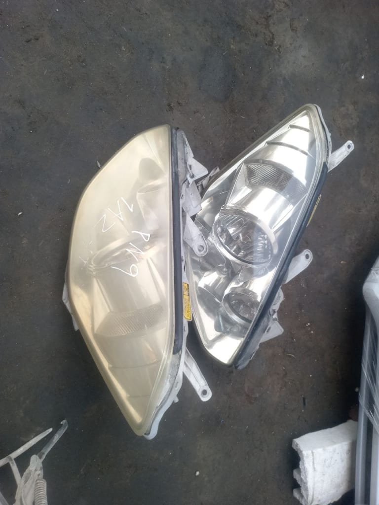 Headlights Toyota Caldina