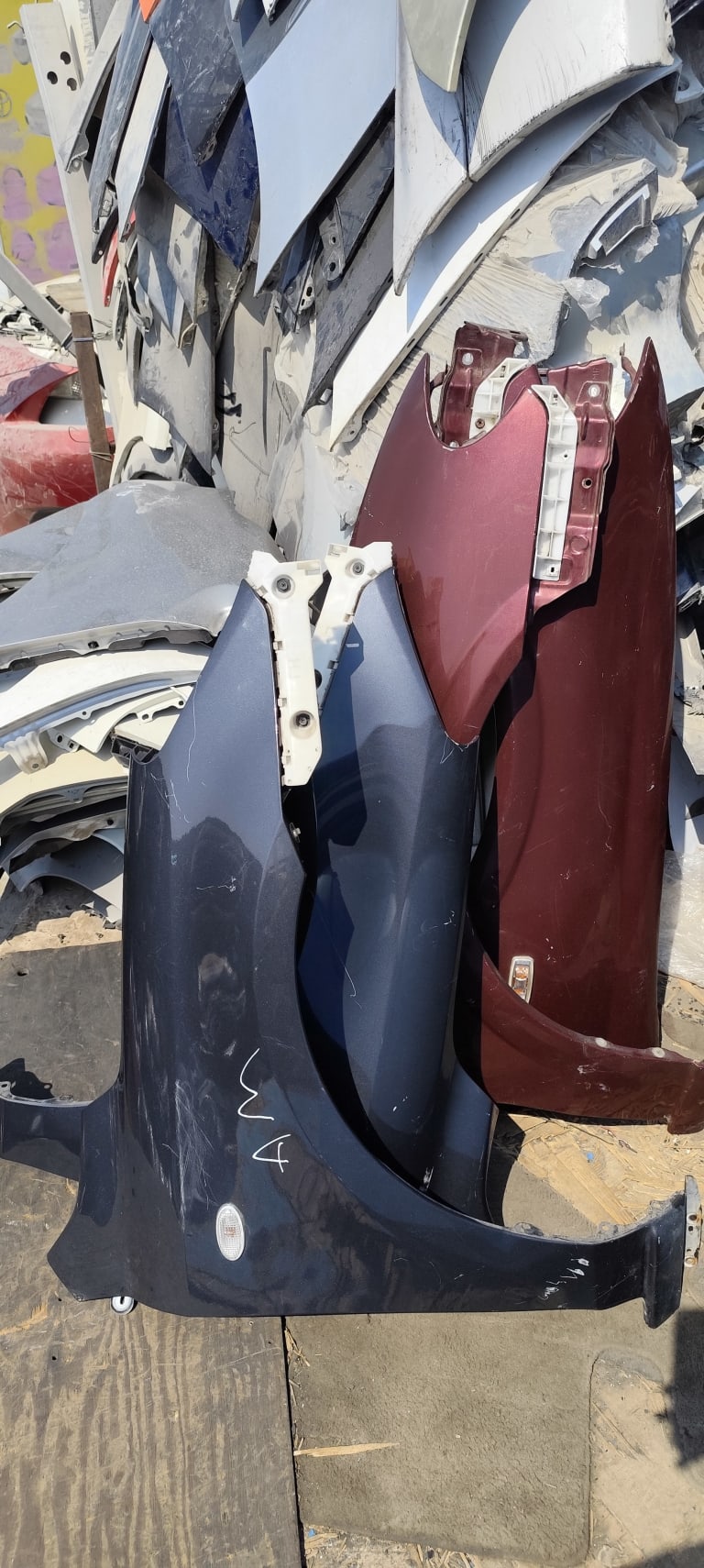 Fender Mazda Demio