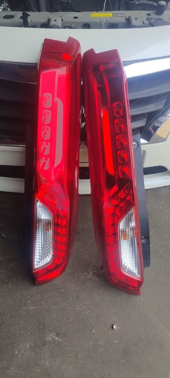 Tail lights Nissan X-Trail