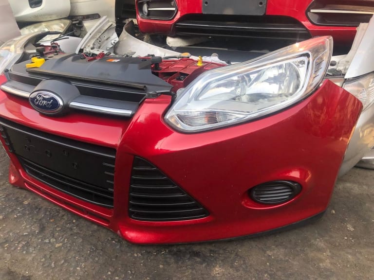 Nose cut Ford Focus