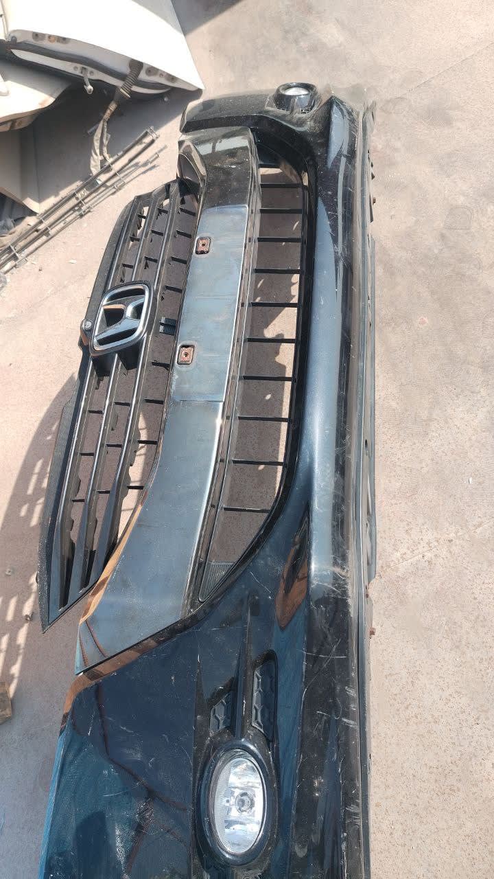 Bumper + Grille Honda Odyssey