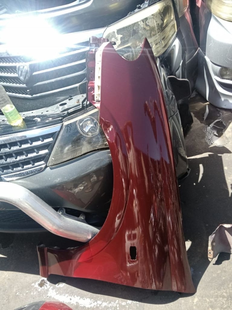 Fender Nissan Sunny