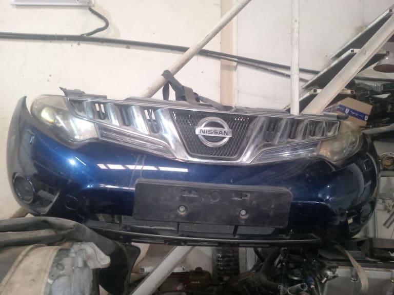 Bumper + Grille Nissan Murano