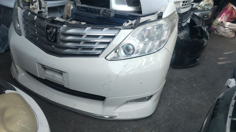 Nose cut Toyota Alphard