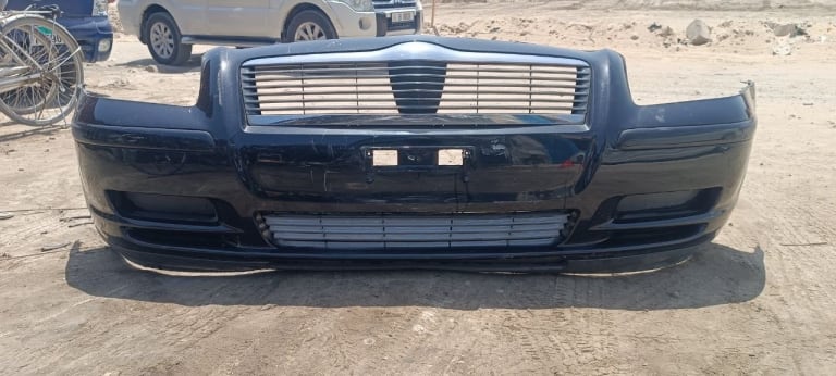 Bumper Toyota Avensis