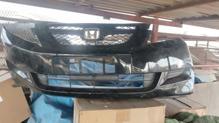 Bumper + Grille Honda Edix