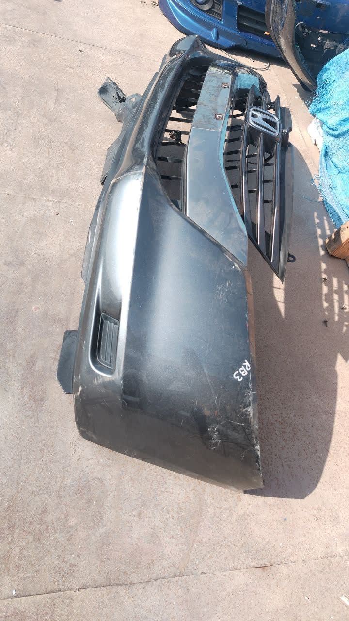 Bumper + Grille Honda Odyssey