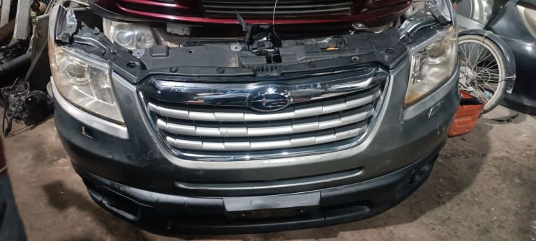 Nose cut Subaru Tribeca