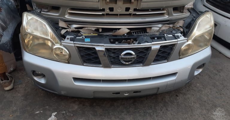 Nose cut Nissan X-Trail