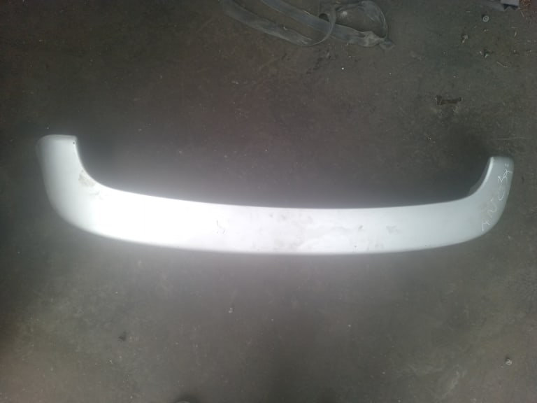 Toyota Highlander Spoiler