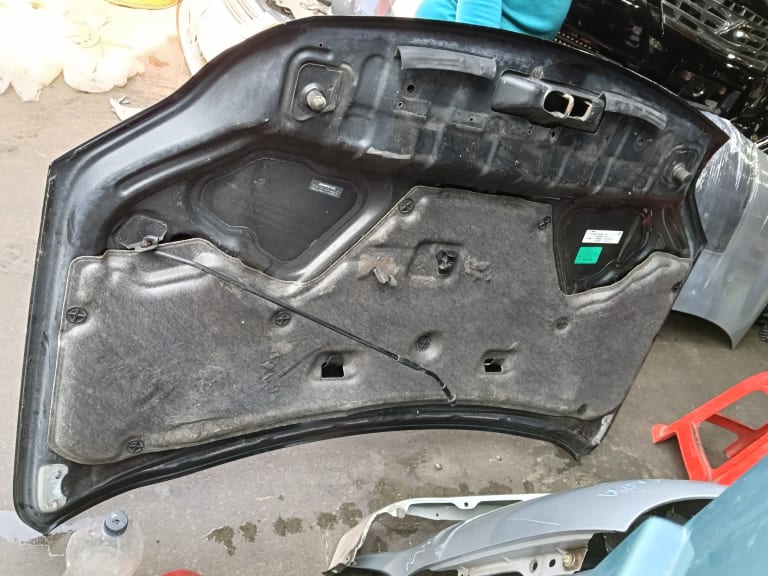 Hood Nissan X-Trail
